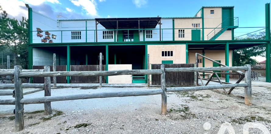 Dom w Masdenverge, Tarragona, Hiszpania 4 sypialnie, 180 mkw. nr 152515