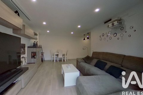 Dzīvoklis pārdošanā Vilanova i la Geltru, Barcelona, Spānijā 2 istabas, 85 m2 Nr. 152513 - attēls 8