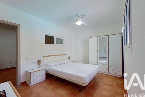 Dom w Roda de Berà, Tarragona, Hiszpania 4 sypialnie, 296 mkw. nr 152512 – zdjęcie 23