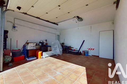 Dom w Roda de Berà, Tarragona, Hiszpania 4 sypialnie, 296 mkw. nr 152512 – zdjęcie 29