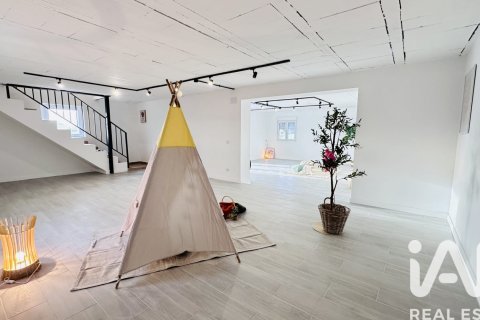 Huoneisto myytävänä Colmenar de Oreja, Madrid, Espanja, 3 makuuhuonetta, 153 m2 No. 152511 - kuva 30