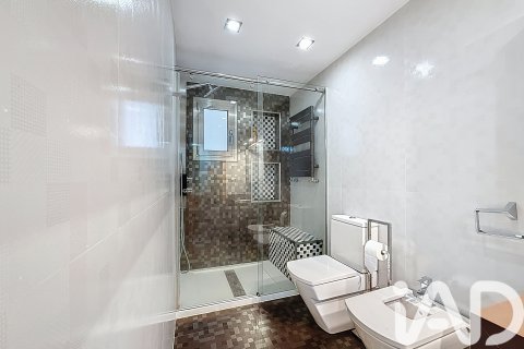 Lägenhet till salu i Barcelona, Spanien 4 sovrum, 93 kvm. Nr. 152510 - foto 21