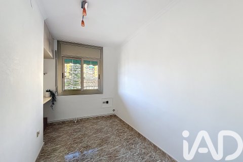 Lägenhet till salu i Barcelona, Spanien 4 sovrum, 93 kvm. Nr. 152510 - foto 14