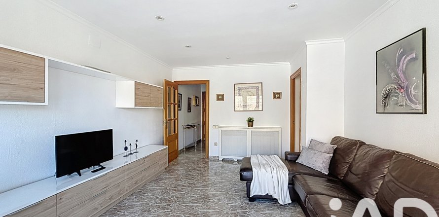 Lägenhet i Barcelona, Spanien 4 sovrum, 93 kvm. Nr. 152510