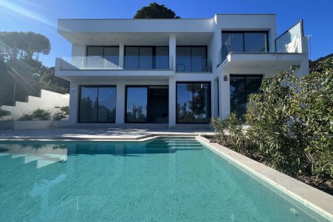 Hus i Sant Antoni de Calonge, Girona, Spanien 5 sovrum, 450 kvm. Nr. 148387