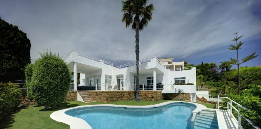 Villa in La Quinta, Malaga, Spanien 5 Schlafzimmer, 487 m2 Nr. 71047