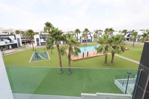 Bungalow w Guardamar del Segura, Alicante, Hiszpania 2 sypialnie, 77 mkw. nr 189828 – zdjęcie 19