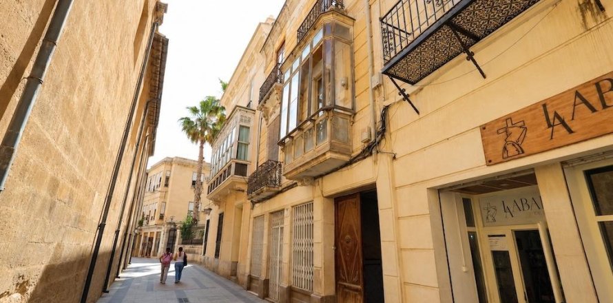Komerciāls īpašums Orihuela, Alicante, Spānijā 5 istabas, 828 m2 Nr. 189827