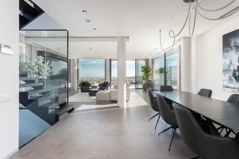 House for sale in Barcelona, Spain 7 bedrooms, 802 sq.m. No. 166997 - photo 2