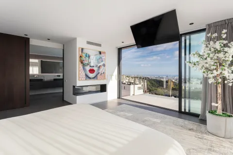 House for sale in Barcelona, Spain 7 bedrooms, 802 sq.m. No. 166997 - photo 9