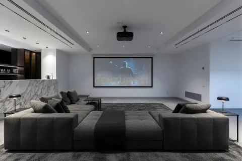 House for sale in Barcelona, Spain 7 bedrooms, 802 sq.m. No. 166997 - photo 6