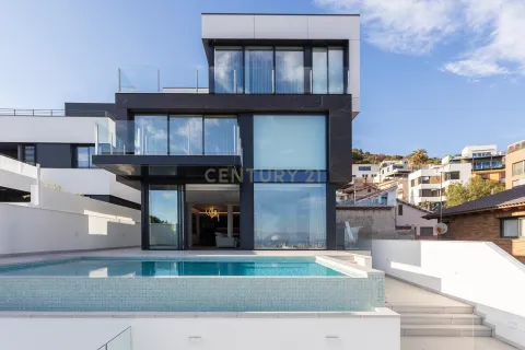 House in Barcelona, Spain 7 bedrooms, 802 sq.m. No. 166997