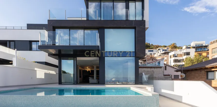 House in Barcelona, Spain 7 bedrooms, 802 sq.m. No. 166997