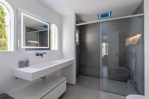 Villa for sale in Santa Ponsa, Mallorca, Spain 3 bedrooms, 200 sq.m. No. 148162 - photo 14