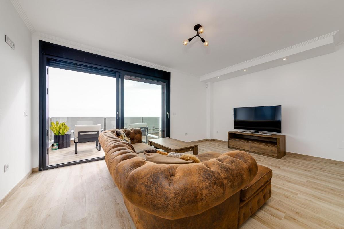 Willa w Torrevieja, Alicante, Hiszpania 4 sypialnie, 210 mkw. nr 95984