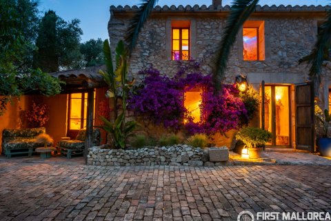 Finca Montuiri, Mallorca, Espanja 3 makuuhuonetta, 390 m2 No. 177318