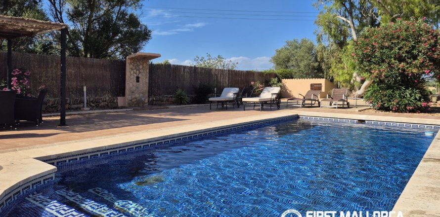 Finca à Llucmajor, Mallorca, Espagne 2 chambres, 78 m2 No. 177320