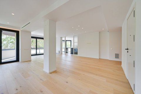 Продажа квартиры Барселона, Испания 5 спален, 255м2 №137392 - фото 8