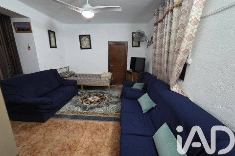 House for sale in Calasparra, Murcia, Spain 3 bedrooms, 240 sq.m. No. 185115 - photo 2