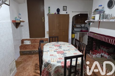 House for sale in Calasparra, Murcia, Spain 3 bedrooms, 240 sq.m. No. 185115 - photo 8
