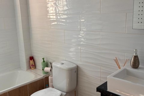 Townhouse for sale in Alicante, Spain 2 bedrooms, 80 sq.m. No. 193127 - photo 9
