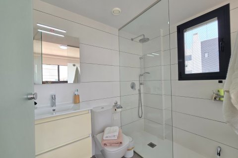 Продажа квартиры в Аликанте, Испания 2 спальни, 62м2 №193128 - фото 10