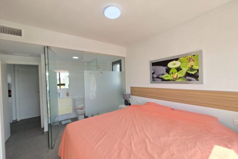 Продажа квартиры в Аликанте, Испания 2 спальни, 62м2 №193128 - фото 9
