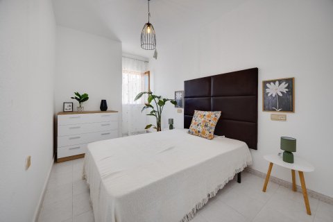 Apartamento en venta en Torrevieja, Alicante, España 2 dormitorios, 59 m2 No. 193124 - foto 10