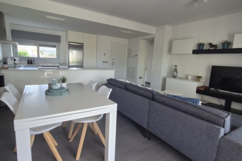 Bungalow for sale in Vistabella, Alicante, Spain 2 bedrooms, 90 sq.m. No. 193129 - photo 2