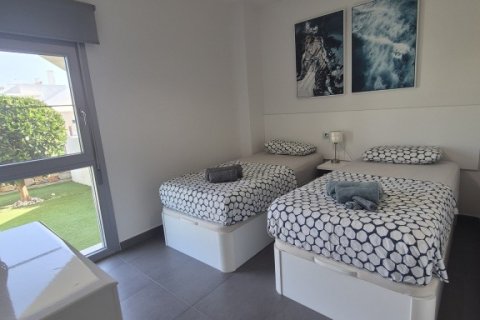 Bungalow for sale in Vistabella, Alicante, Spain 2 bedrooms, 90 sq.m. No. 193129 - photo 10