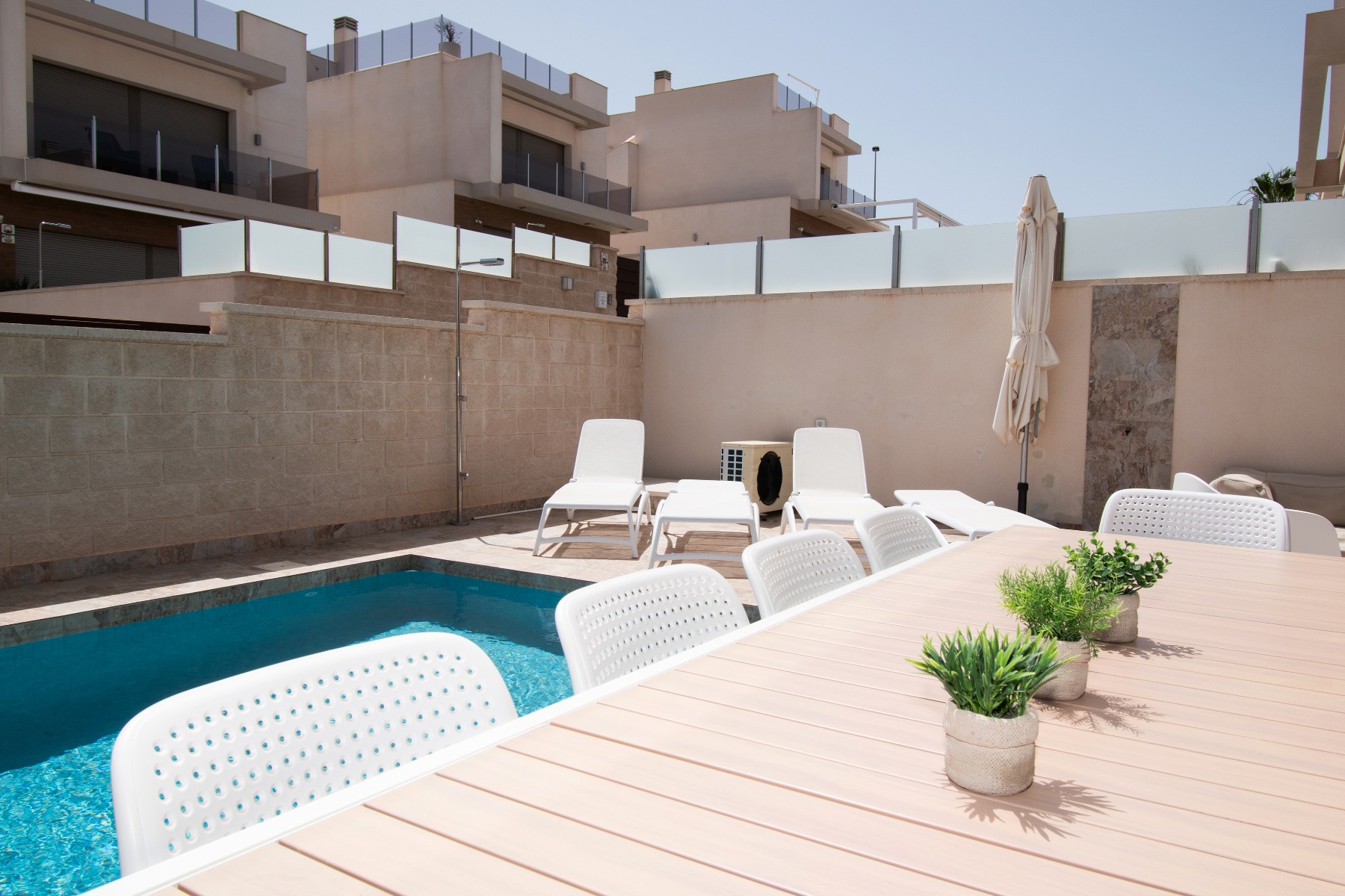 Villa i Alicante, Spanien 5 sovrum, 190 kvm. Nr. 139514