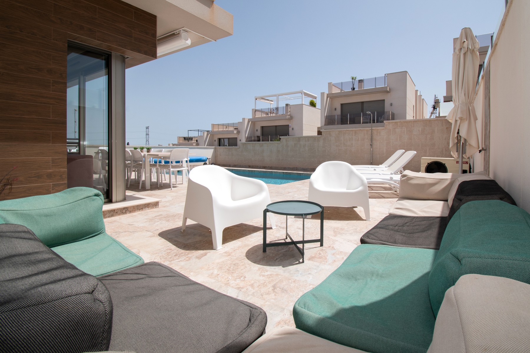 Villa i Alicante, Spanien 5 sovrum, 190 kvm. Nr. 139514
