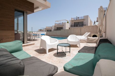 Villa in vendita a Alicante, Spagna 5 camere da letto, 190 mq. N° 139514 - foto 4