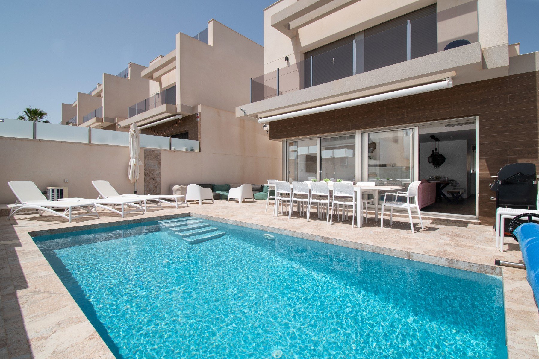 Villa i Alicante, Spanien 5 sovrum, 190 kvm. Nr. 139514