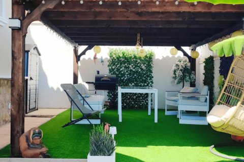 Rindu māja pārdošanā San Miguel de Salinas, Alicante, Spānijā 4 istabas, 170 m2 Nr. 139515 - attēls 4