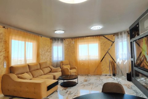 Rindu māja pārdošanā San Miguel de Salinas, Alicante, Spānijā 4 istabas, 170 m2 Nr. 139515 - attēls 8