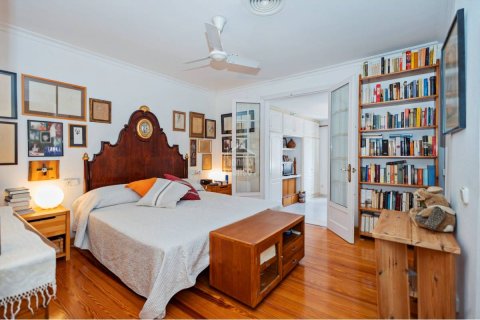 Townhouse for sale in Es Mercadal, Menorca, Spain 5 bedrooms, 236 sq.m. No. 140273 - photo 12