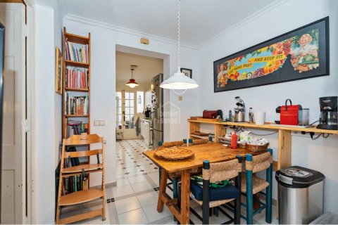 Townhouse for sale in Es Mercadal, Menorca, Spain 5 bedrooms, 236 sq.m. No. 140273 - photo 6