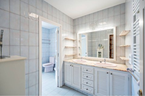 Townhouse for sale in Es Mercadal, Menorca, Spain 5 bedrooms, 236 sq.m. No. 140273 - photo 11