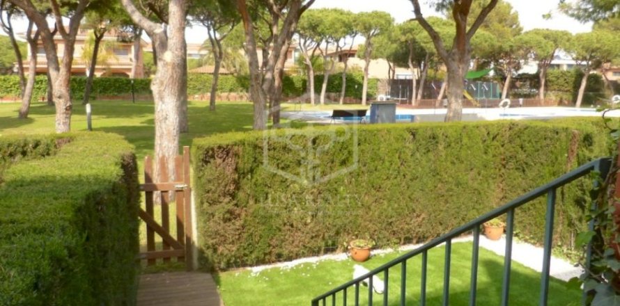 Townhouse in Gava, Barcelona, Spanien 5 Schlafzimmer, 270 m2 Nr. 140276