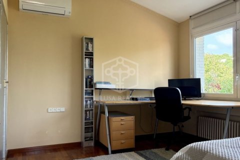 Willa w Barcelona, Hiszpania 5 sypialni, 510 mkw. nr 140275 – zdjęcie 18