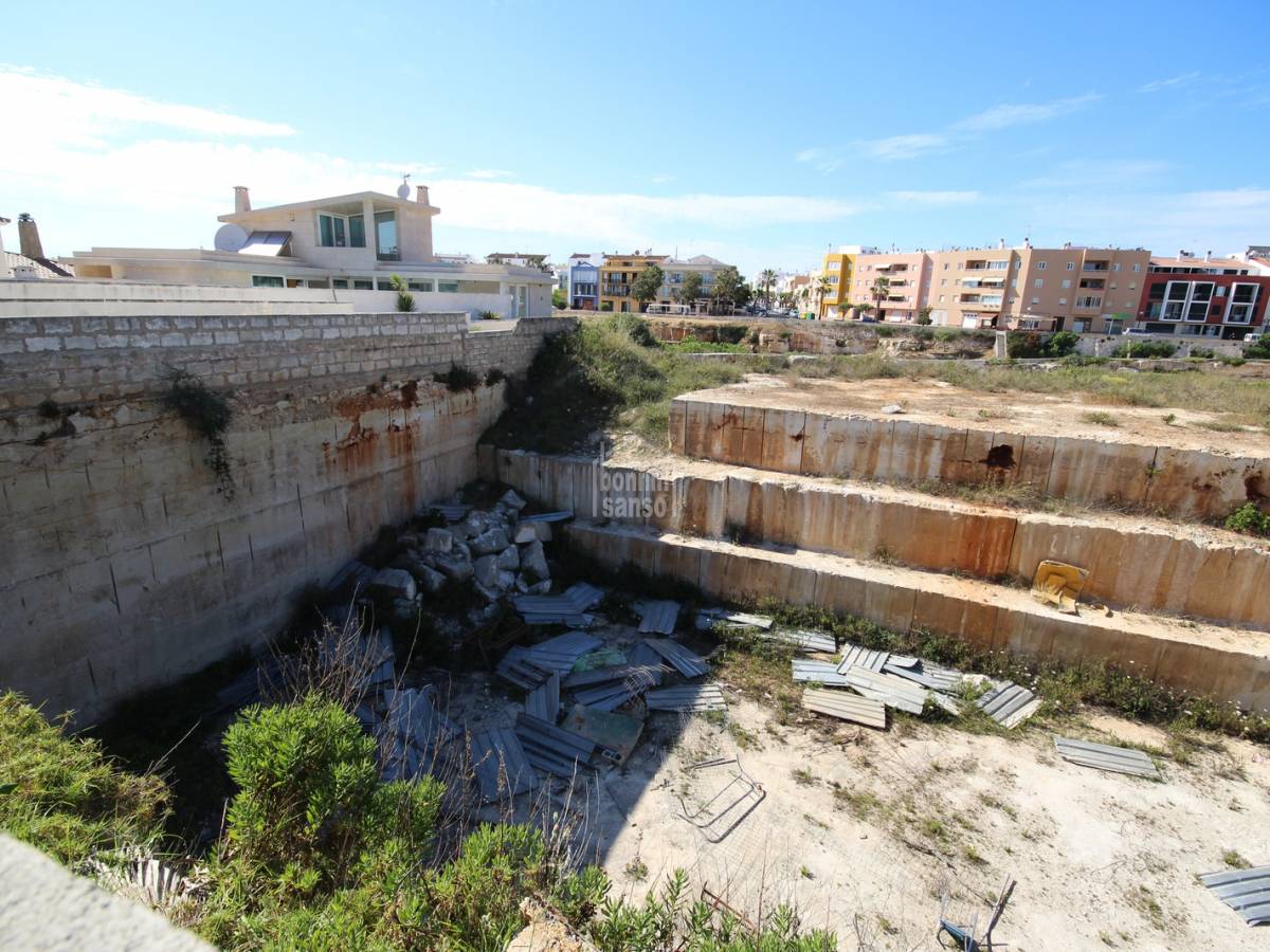 Tontti Ciutadella De Menorca, Menorca, Espanja No. 140272