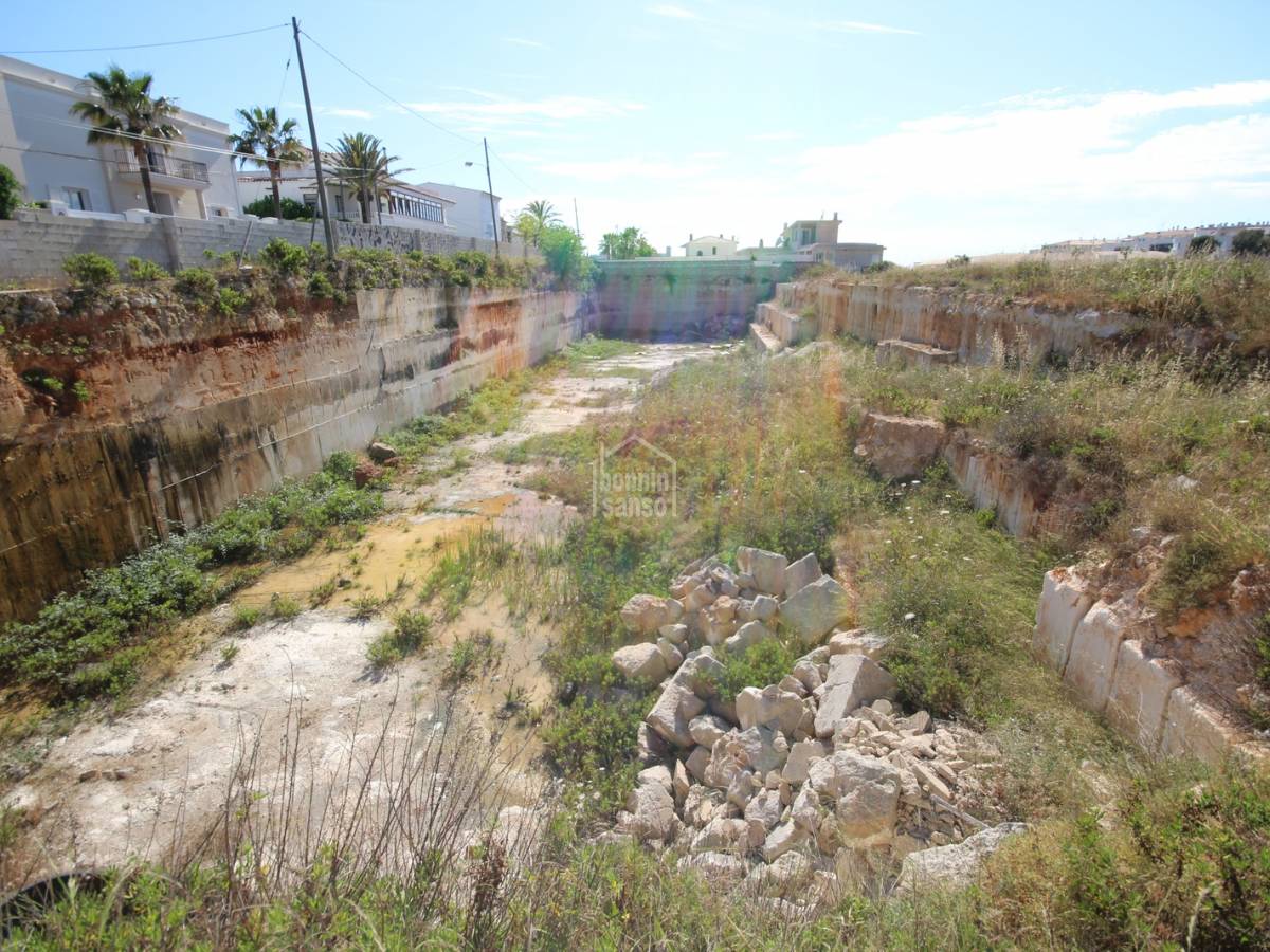 Tontti Ciutadella De Menorca, Menorca, Espanja No. 140272