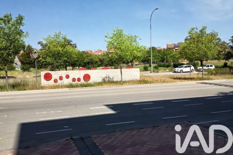 Autotallit myytävänä Madrid, Espanja , 11 m2 No. 184856 - kuva 11