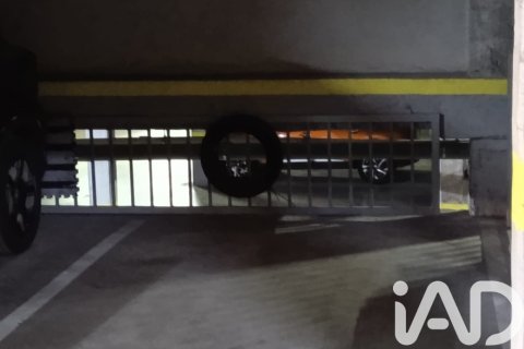 Autotallit myytävänä Madrid, Espanja , 11 m2 No. 184856 - kuva 4