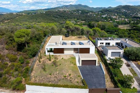 Casa in vendita in Spagna 4 camere da letto, 456 mq. N° 160795 - foto 5