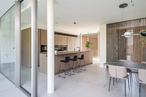 Casa in vendita in Spagna 4 camere da letto, 456 mq. N° 160795 - foto 26