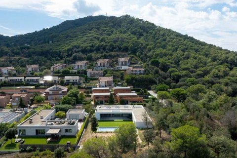 Casa in vendita in Spagna 4 camere da letto, 456 mq. N° 160795 - foto 22