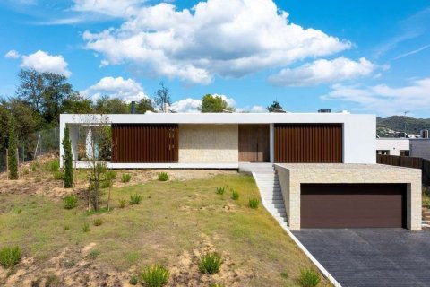 Casa in vendita in Spagna 4 camere da letto, 456 mq. N° 160795 - foto 6