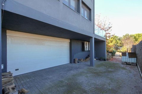 Casa in vendita in Spagna 4 camere da letto, 537 mq. N° 160796 - foto 16